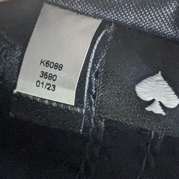 Kate Spade Leila Convertible Wristlet- Periwinkle Blue - Picture 7 of 7